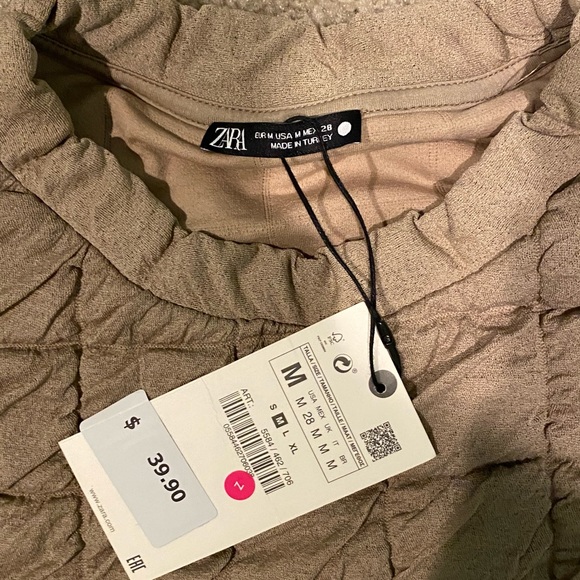 Comfy and Cute Zara Top !! - Picture 3 of 4